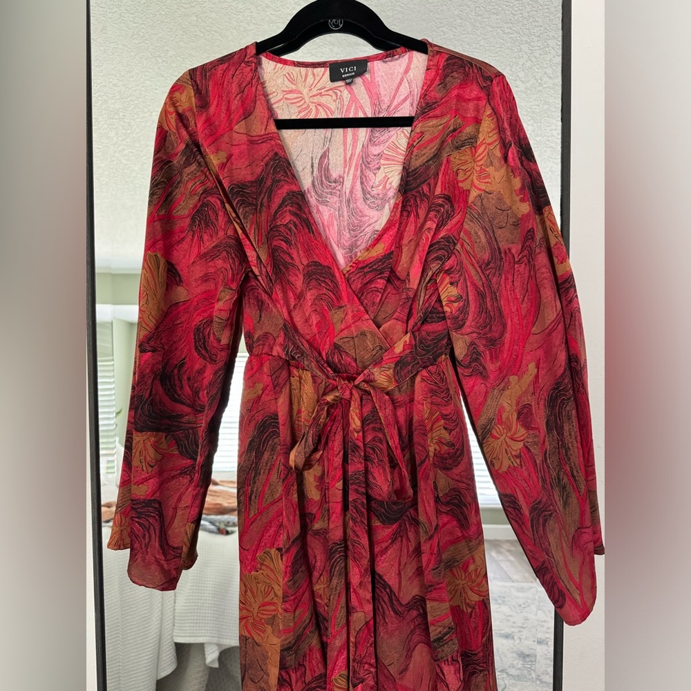 Vici Blaze Printed Bell Sleeve Mini Dress - Picture 2 of 4